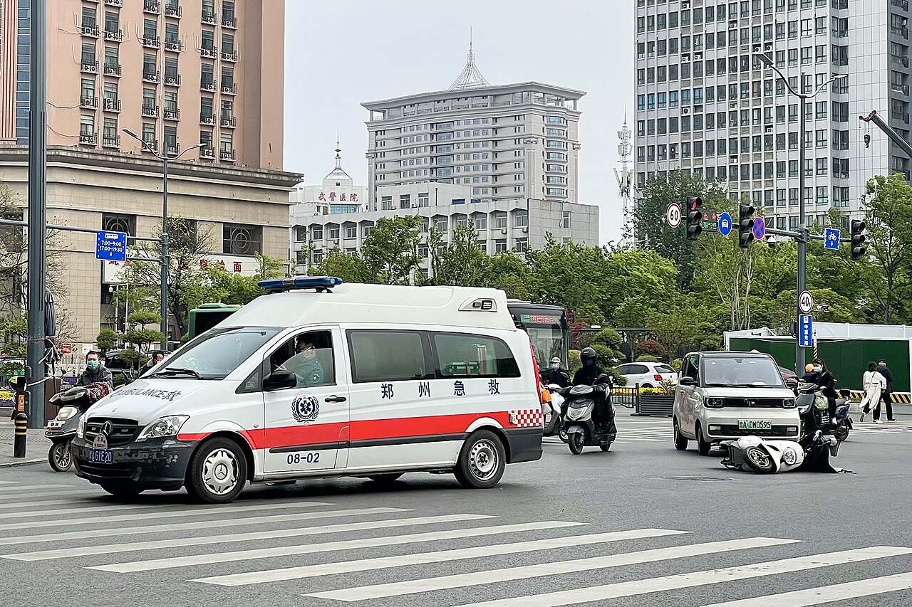 四川交通事故责任认定与赔偿真实道路事故现场